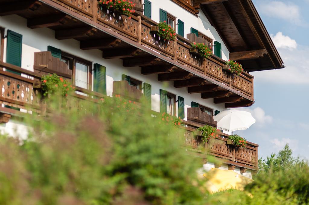 Parkhotel Living Bad Bayersoien Экстерьер фото